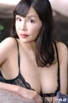 榊原ひとみ